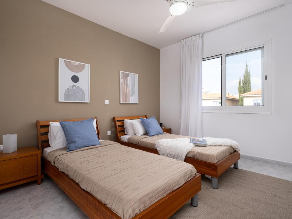Nephele-Stylish 2Bd Townhouse In Kato Paphos Exterior foto